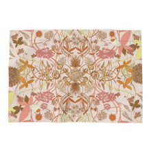 Load image into Gallery viewer, Big Floral Placemats
